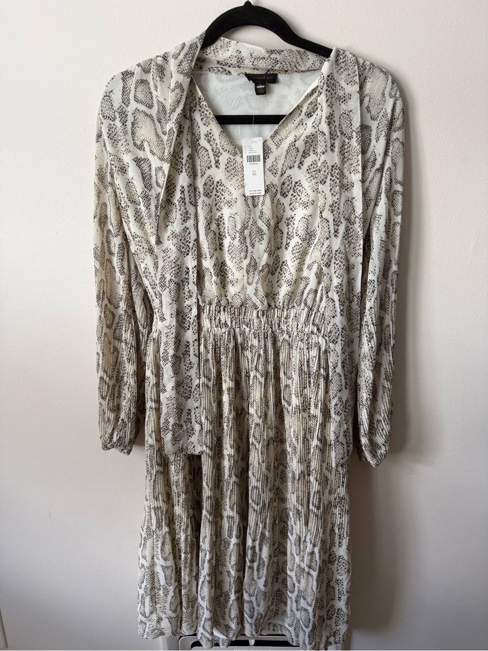 NWT Current Air Anthropologie Olivia Snake Print Pleated Midi Dress XS - Picture 2 of 9